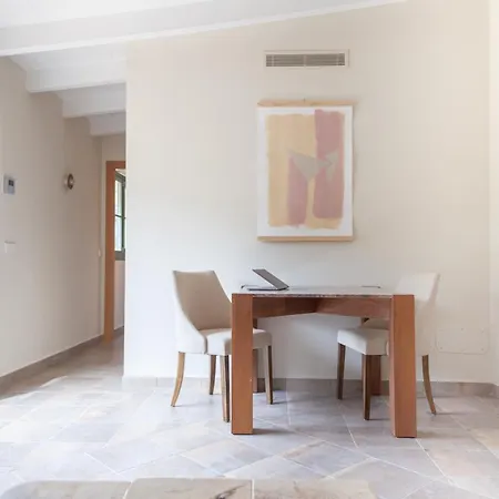 Rondaia Hotel