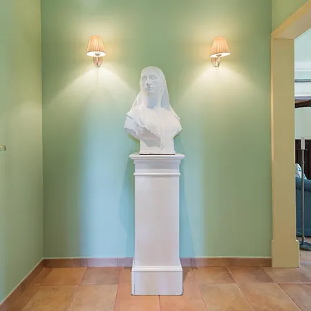 Rondaia Hotel